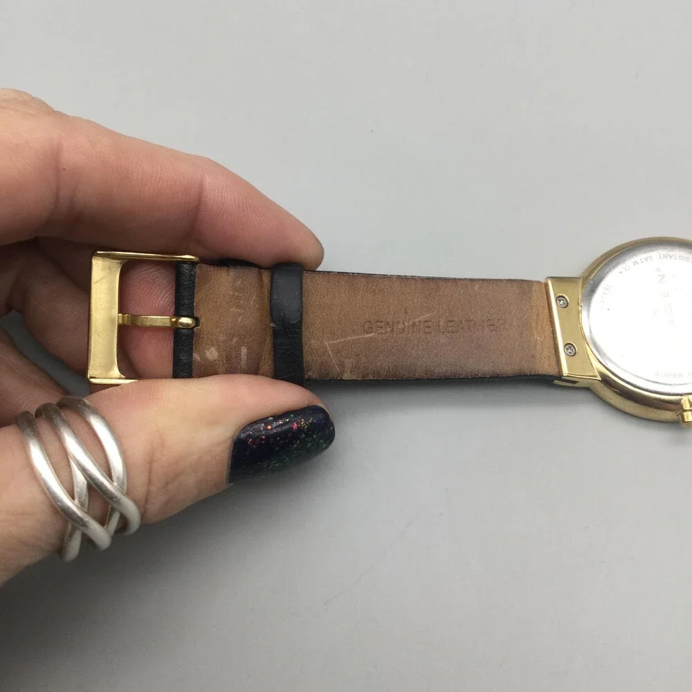 Skagen SKW2222 Womens Watch 34mm Black Dial Gold Tone Leather New Battery